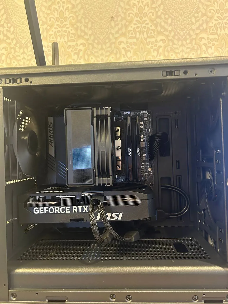 Игровой ПК Ryzen 7 7700 с RTX 5070 3