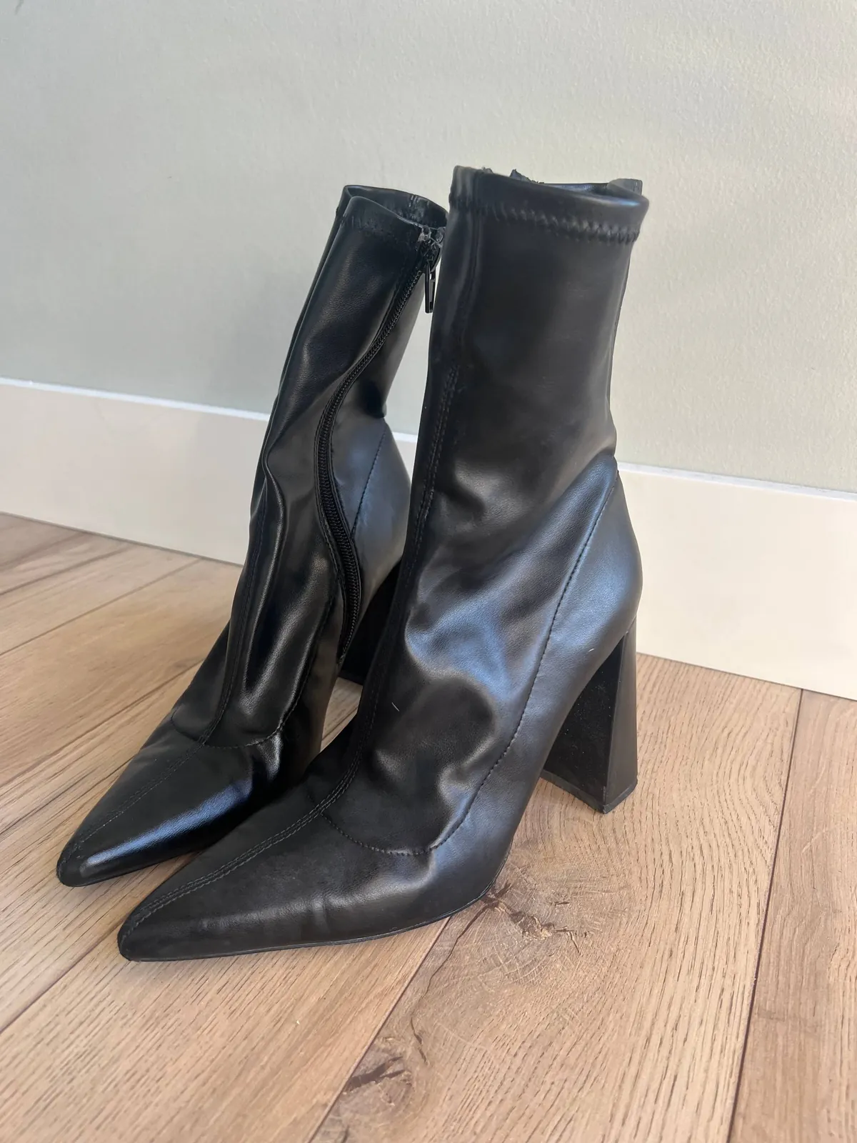 Чёрные ботильоны Zara, размер 37 2
