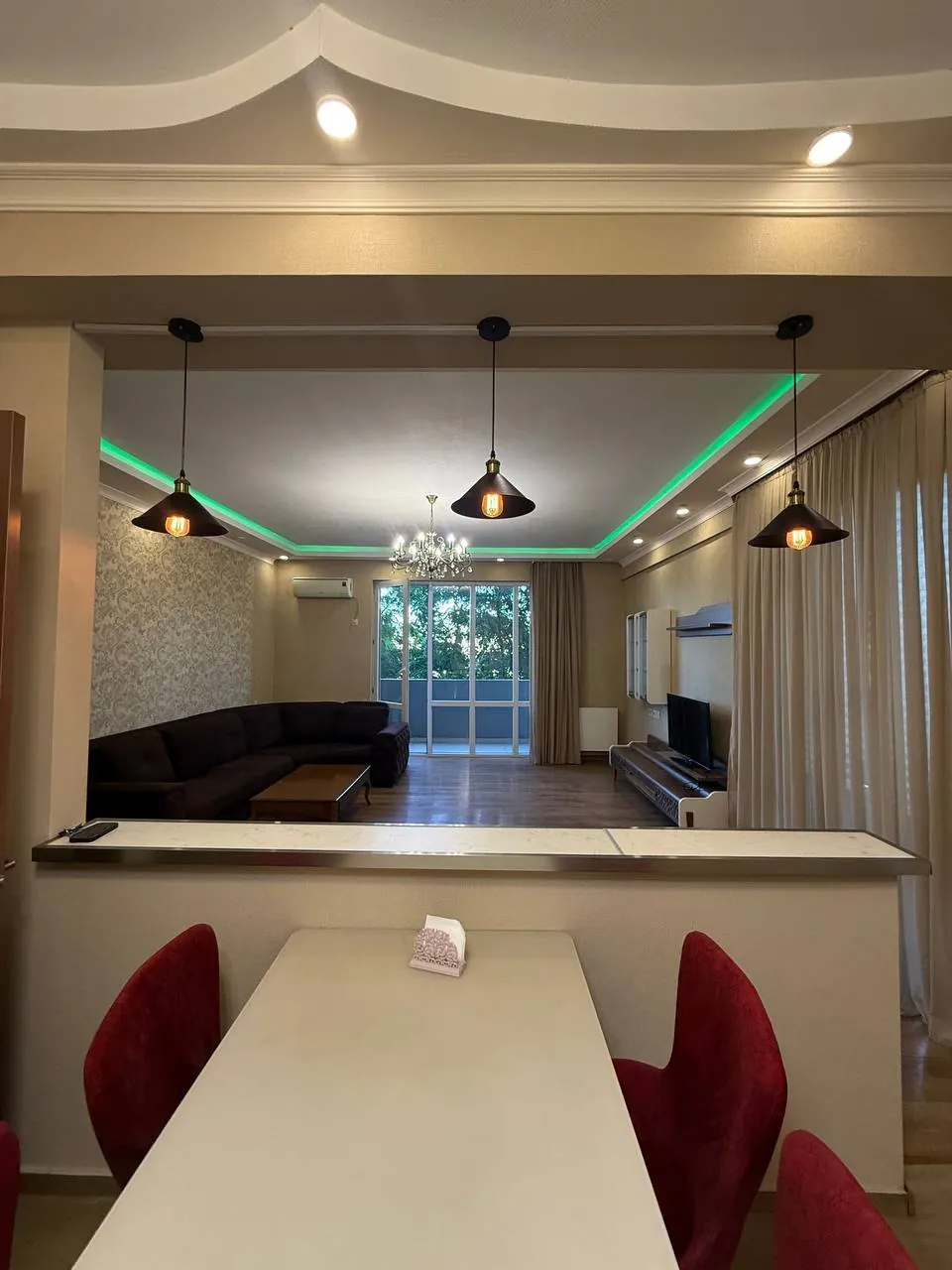 Квартира 100 м² на 2 комнаты в Сабуртало 1