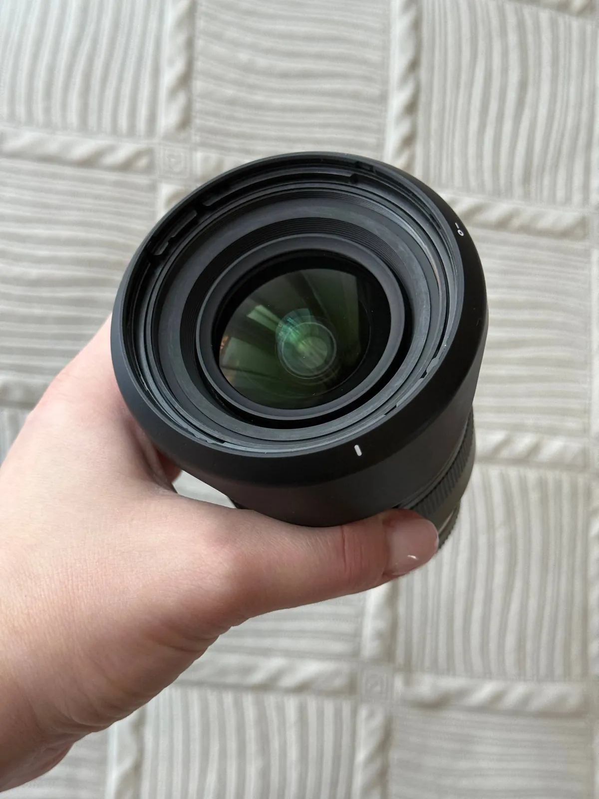 Фотокамеры и объективы Sony, Zeiss, Tamron 4