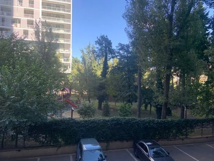 Квартира 60 м² с балконом в Сабуртало 6