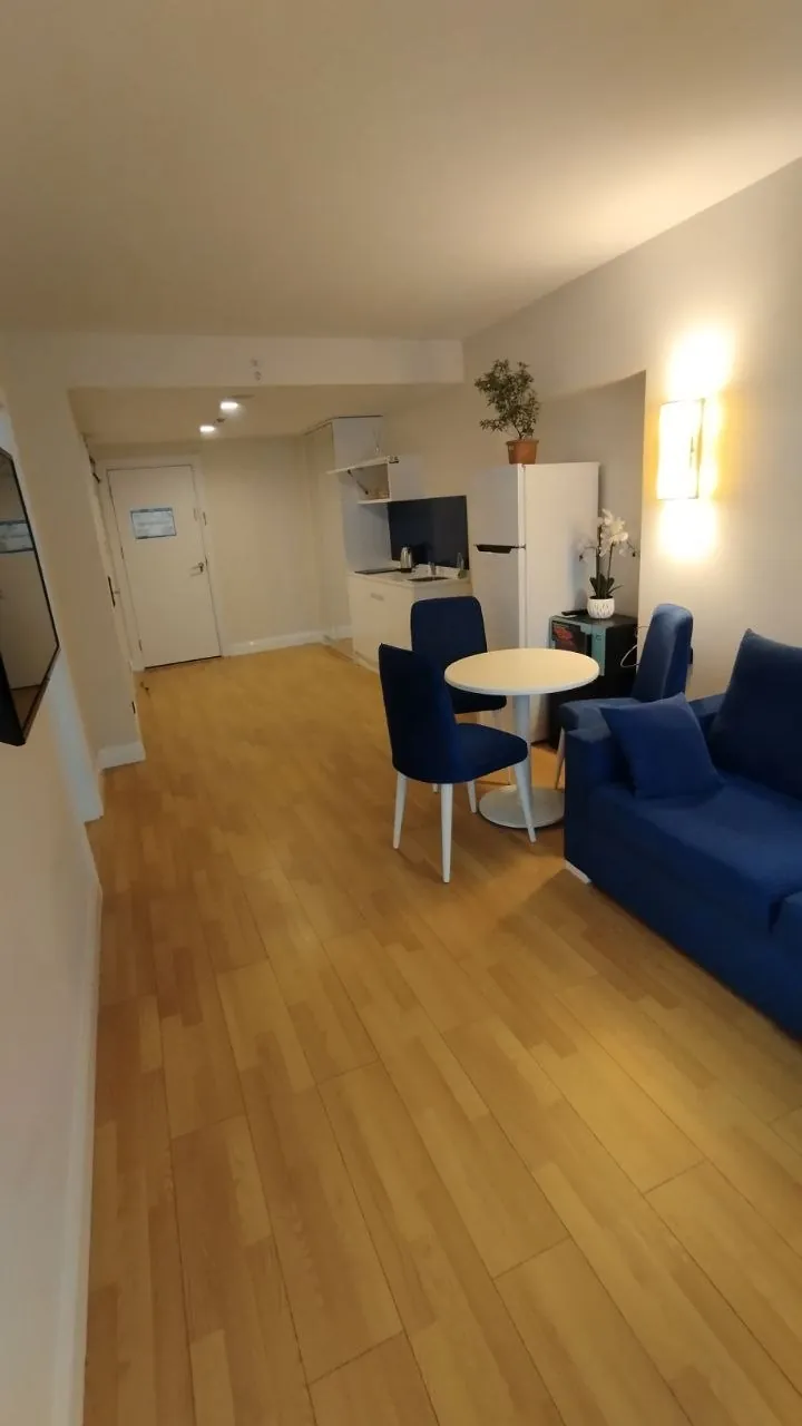 Апартамент с изолированной спальней в Orbi City 3