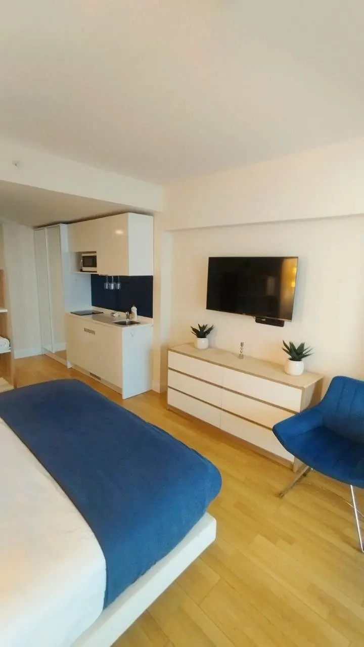 Панорамная студия на 37 этаже в Orbi City 2