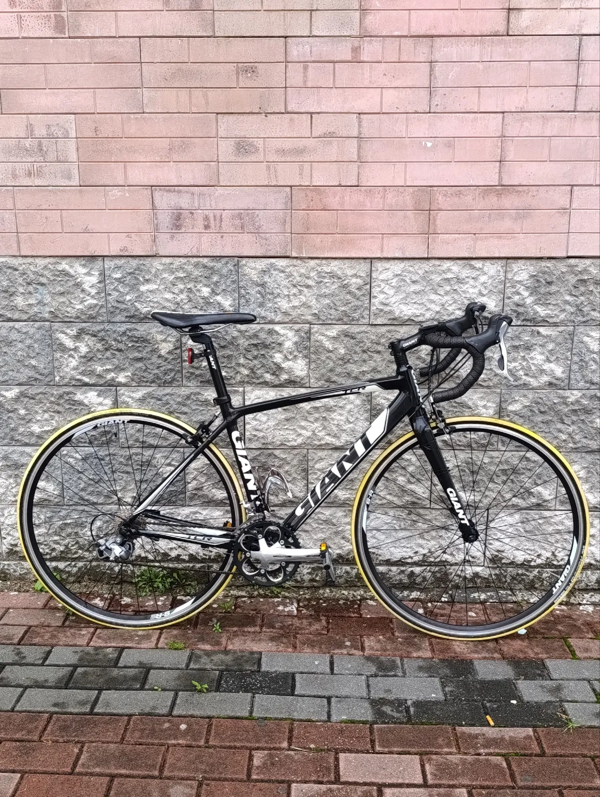 Шоссейный велосипед Giant TCR алюминиевый 1