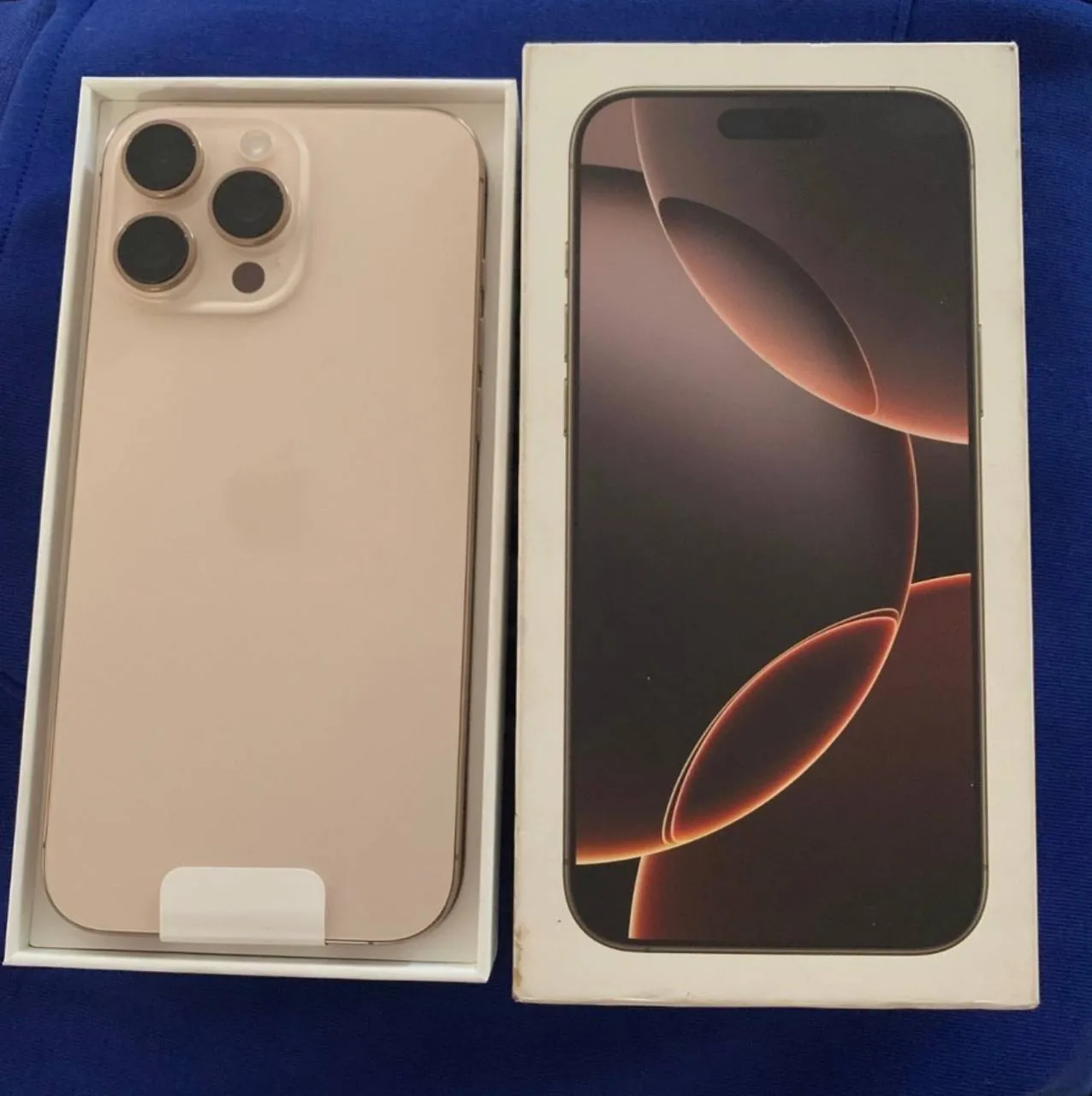 IPhone 16 Pro Max 512 ГБ только с eSIM 1