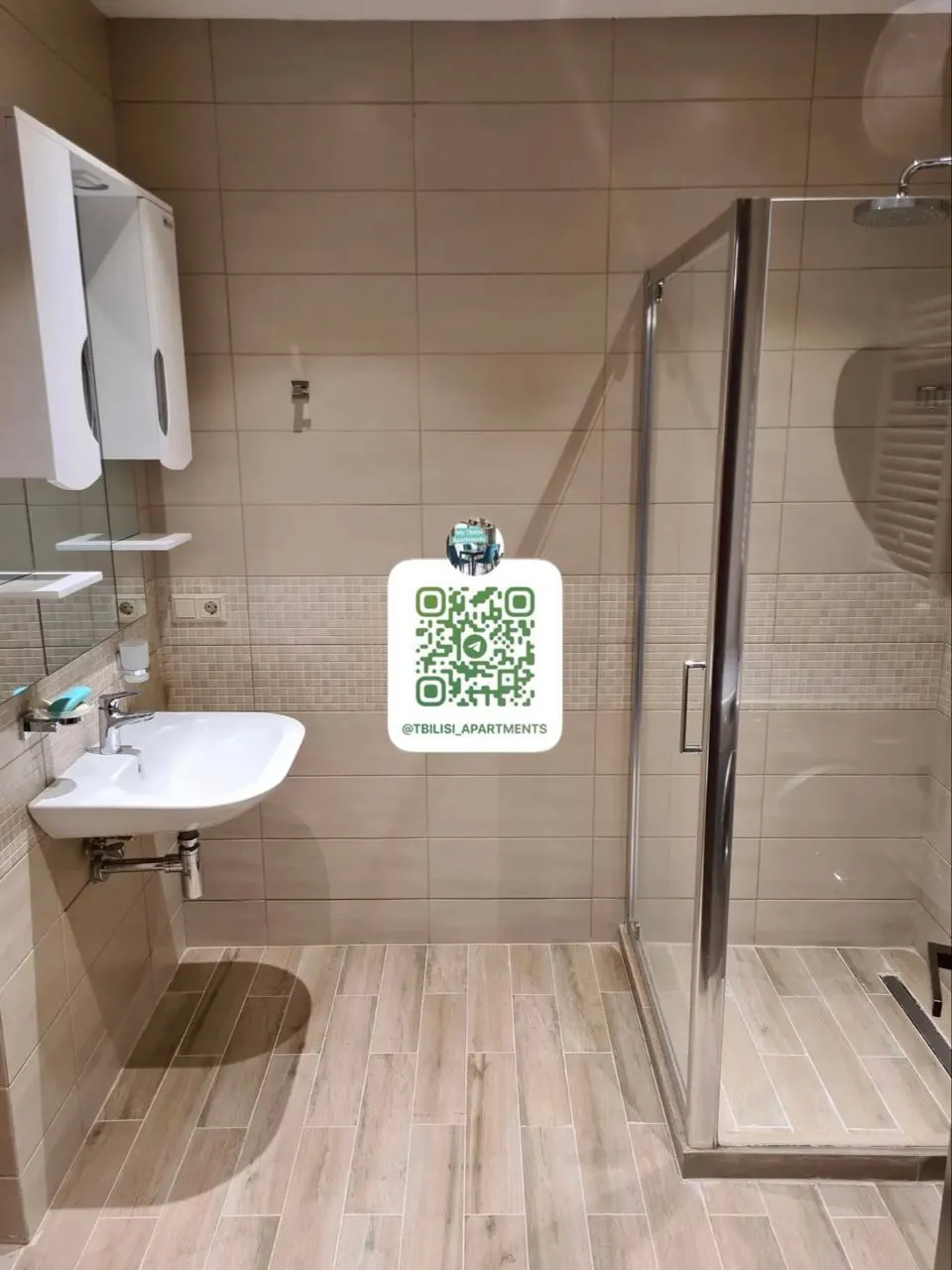 Квартира 140 м² с 3 спальнями в Сабуртало 4