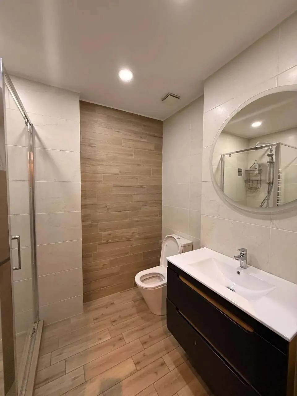 Квартира 48 м² с 1 спальней в Сабуртало 4