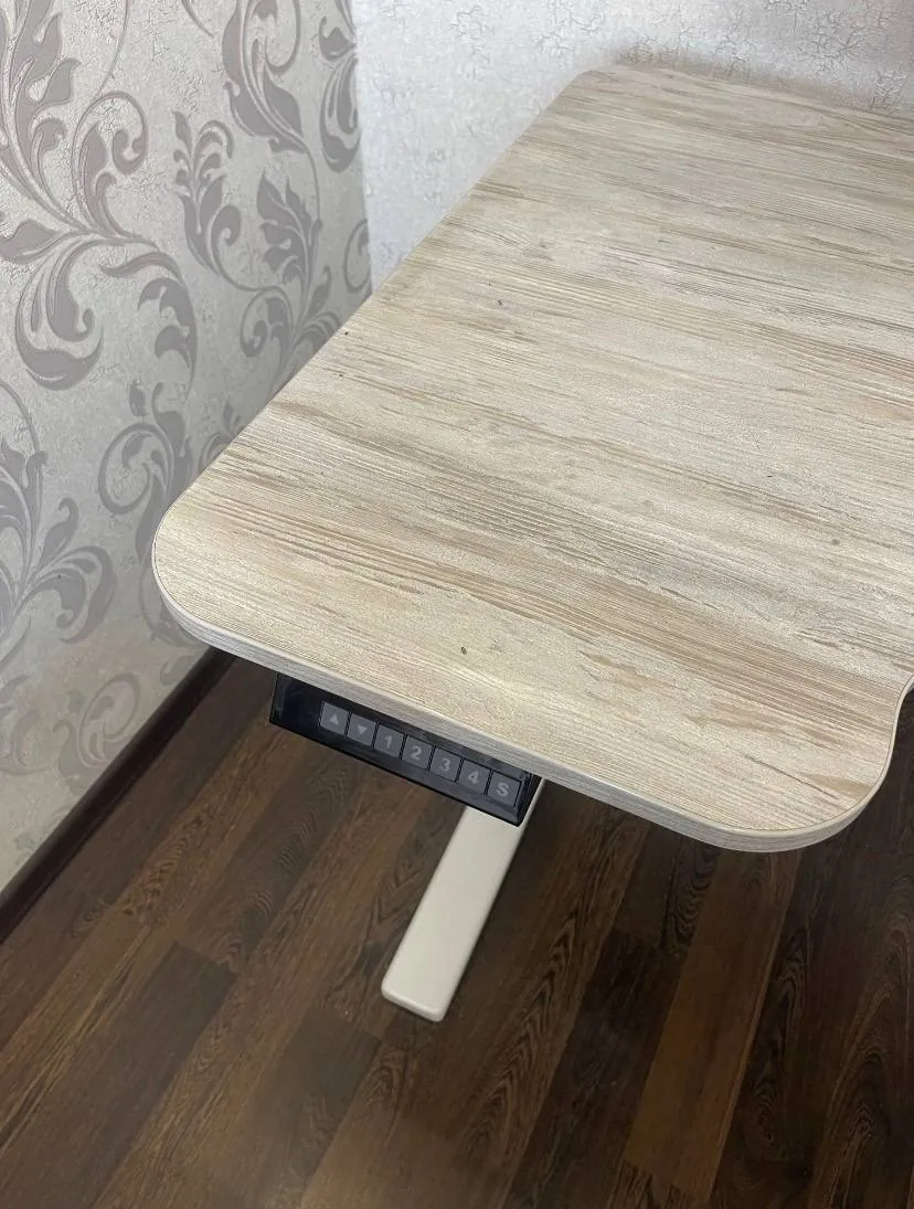 Стол с электрической регулировкой высоты 3