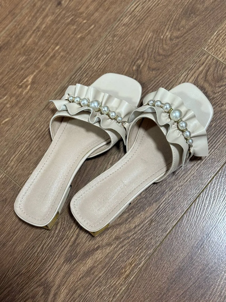 Женские тапочки размера 37-38 1