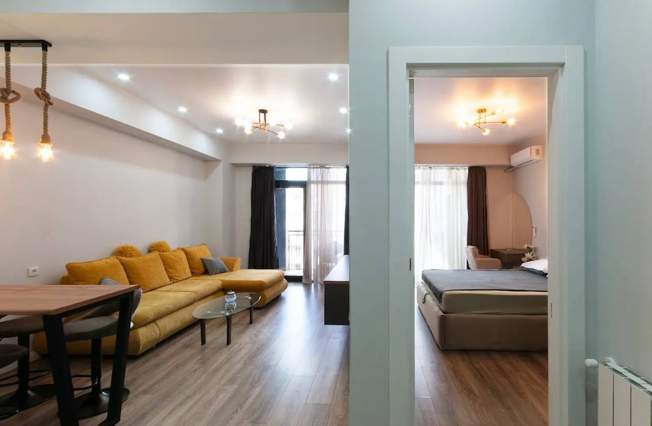 Квартира 62 м² с 1 спальней в Сабуртало 1