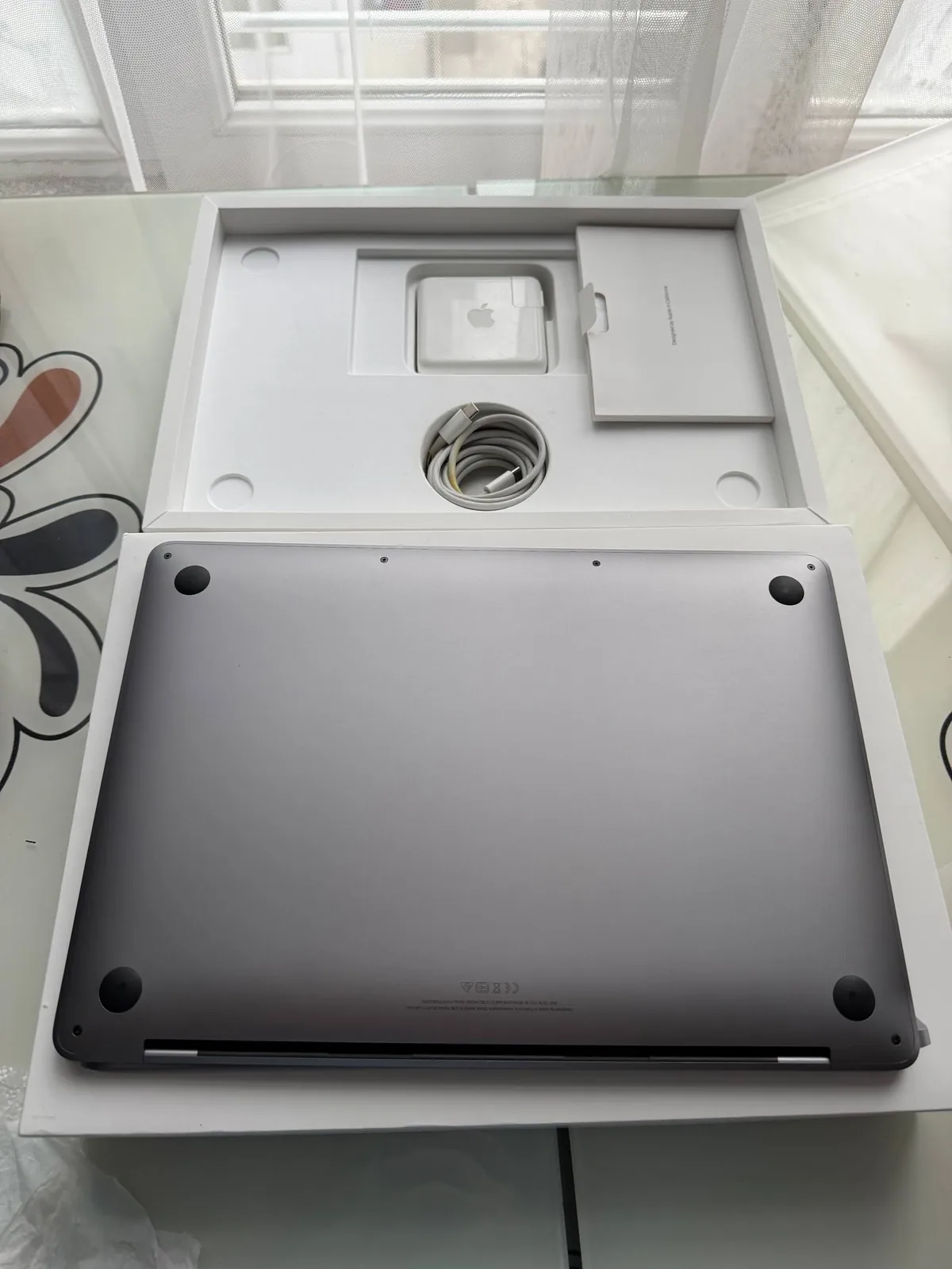 MacBook Pro 13 M1 8/256GB 2