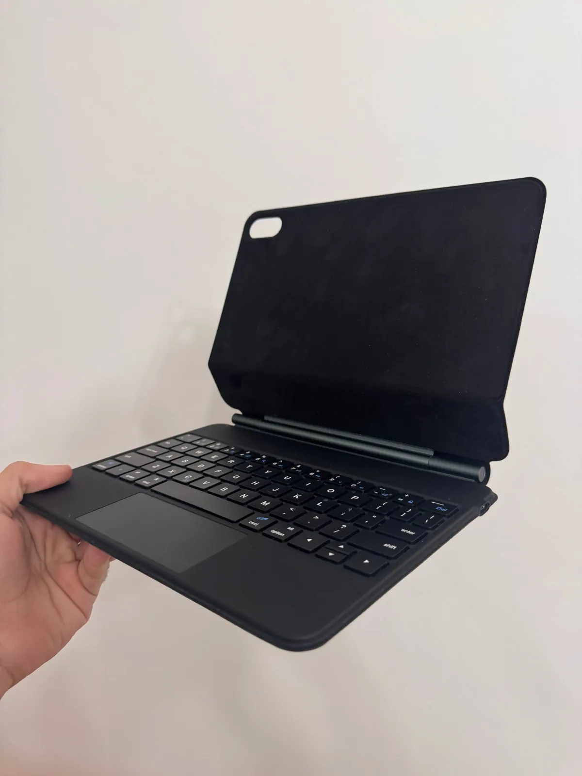 Чехол-клавиатура для iPad 10/11 поколения 4