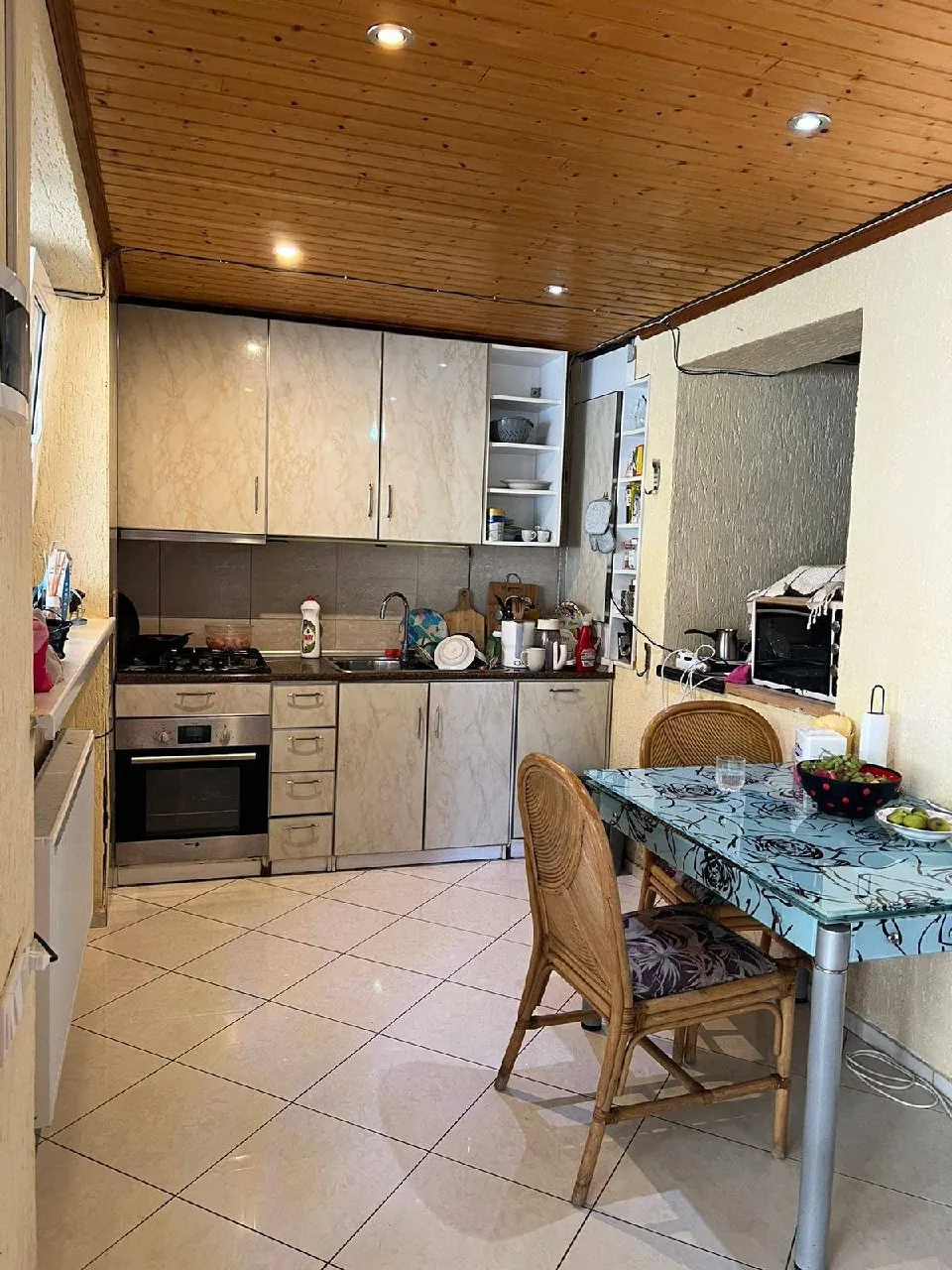 Дом 220 м² с бассейном в Цхнети 8