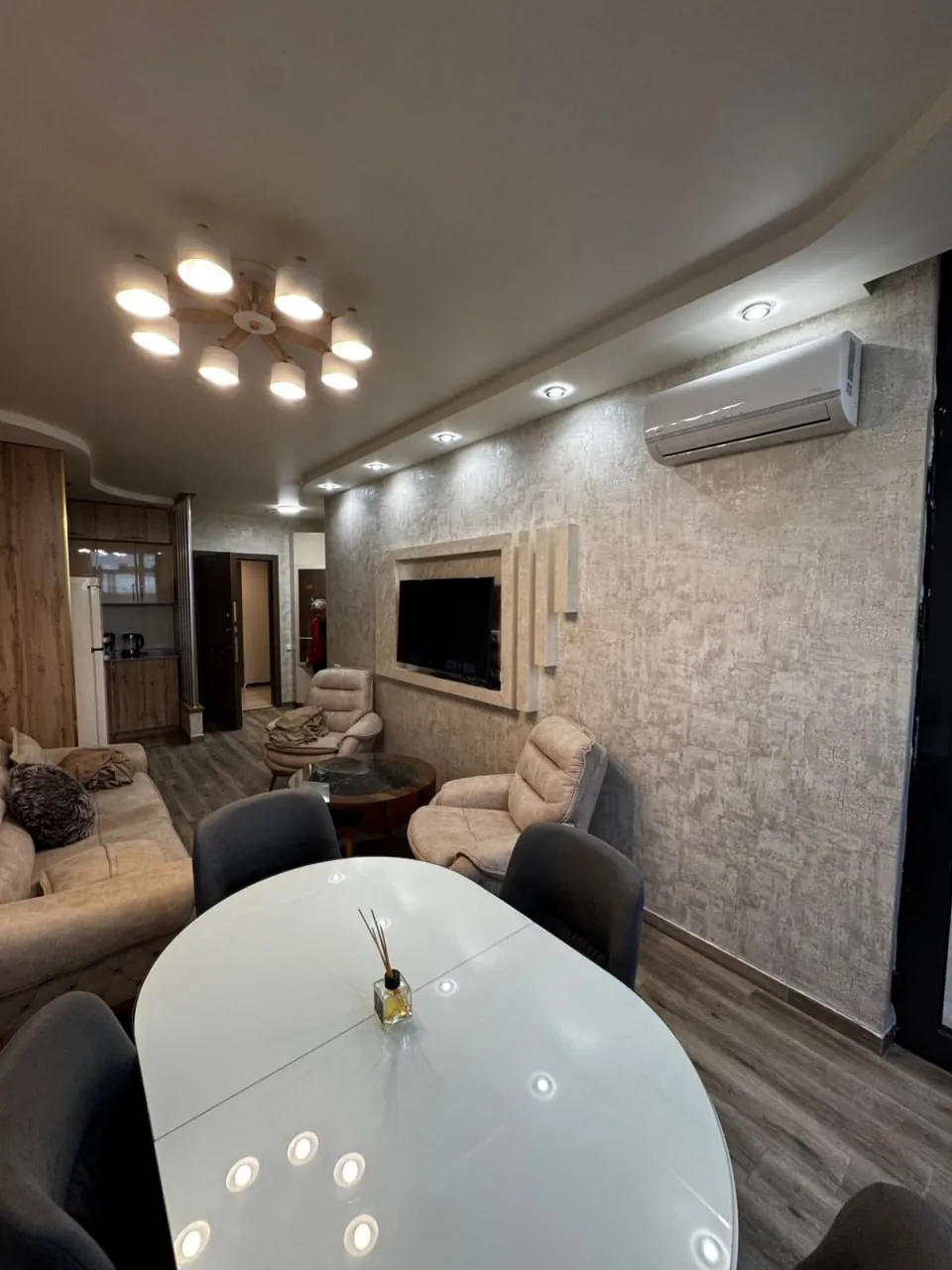 Квартира 50 м² с 2 комнатами на Шартава 5