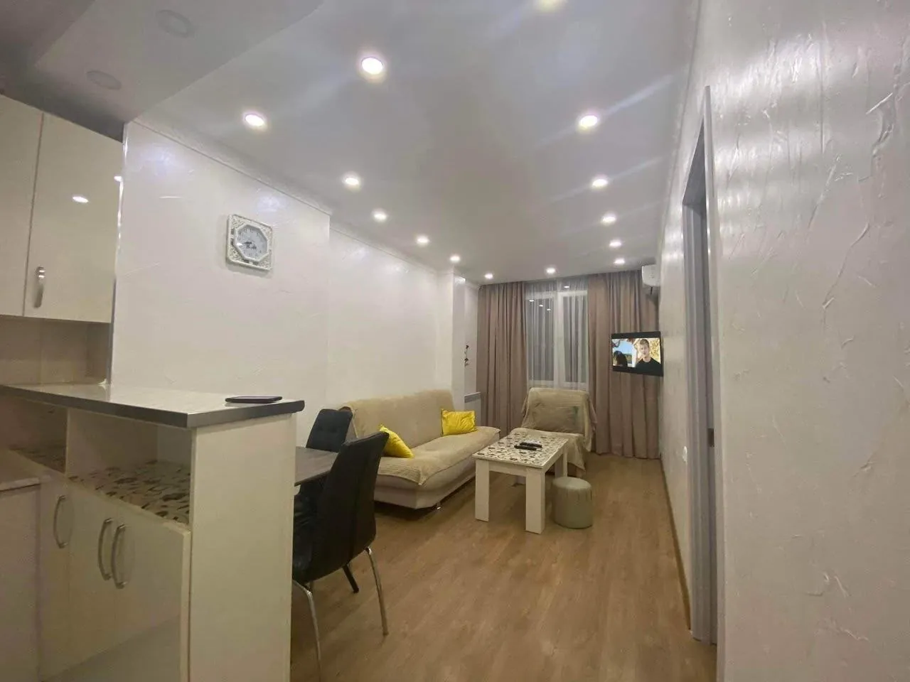 Квартира 55 м² с 2 спальнями на Багратиони 1