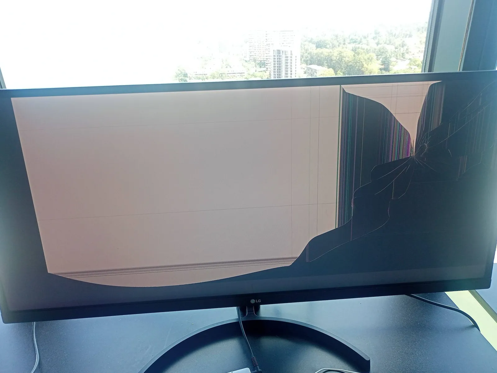 Монитор LG 34WL50S-B на запчасти 4