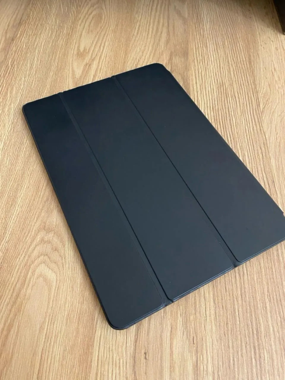Комплект техники: iPad, Apple Watch SE и фотоаппарат 3
