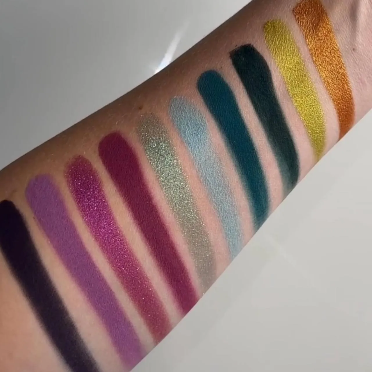Палетка теней Melt Cosmetics лимитированная 4