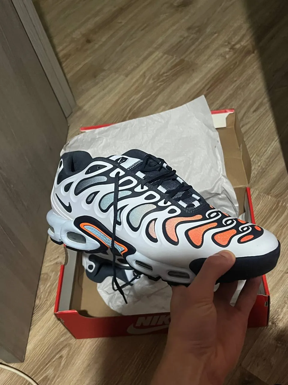 Кроссовки Nike Air Max Plus Drift 1