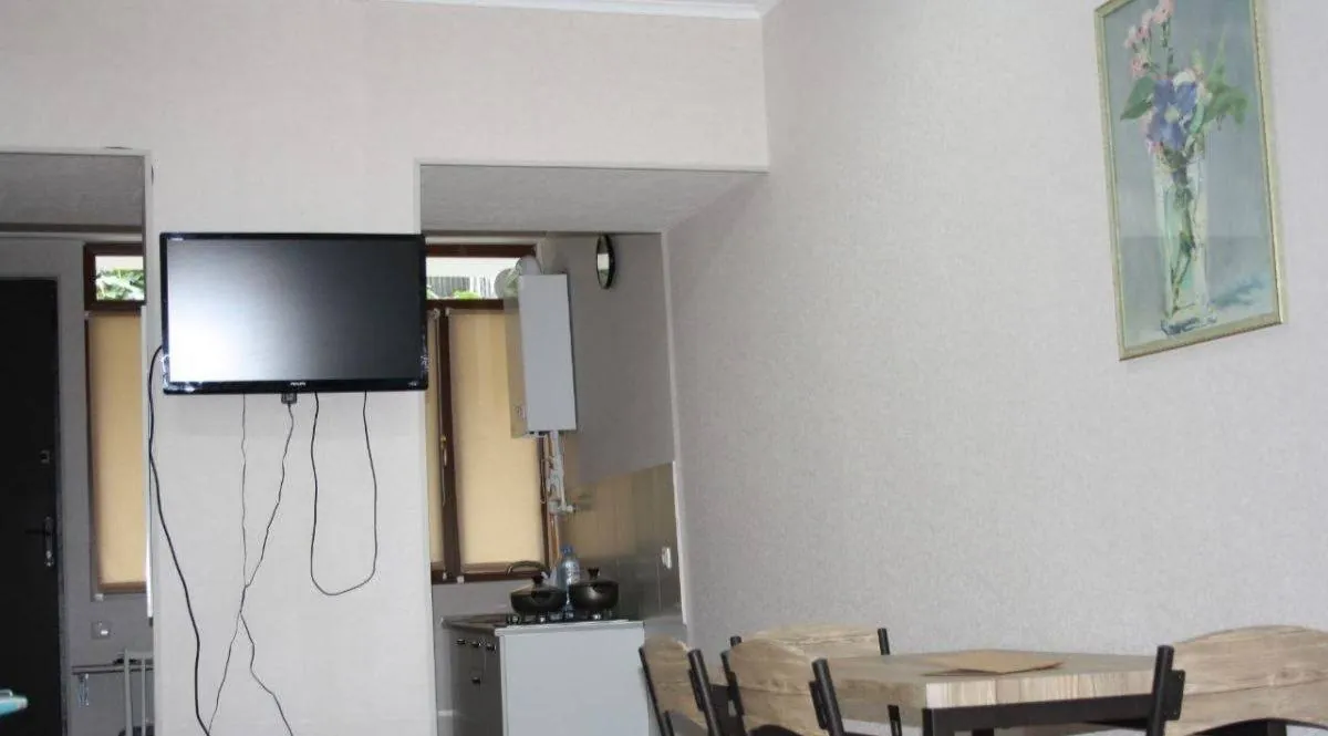 3-комнатная квартира 60 м² в Сололаки у метро 5