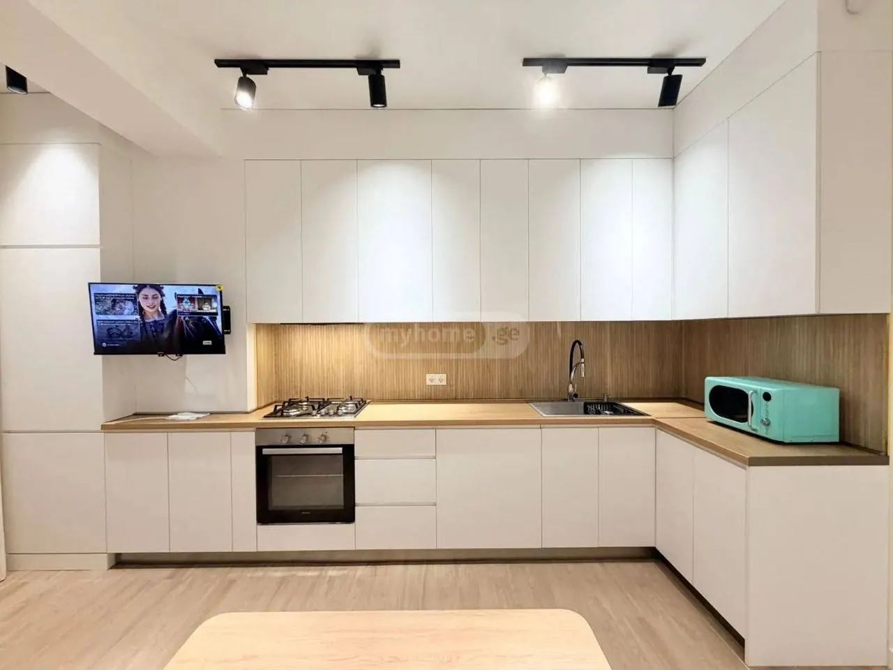 Квартира 60 м² с 3 комнатами в Надзаладеви 2