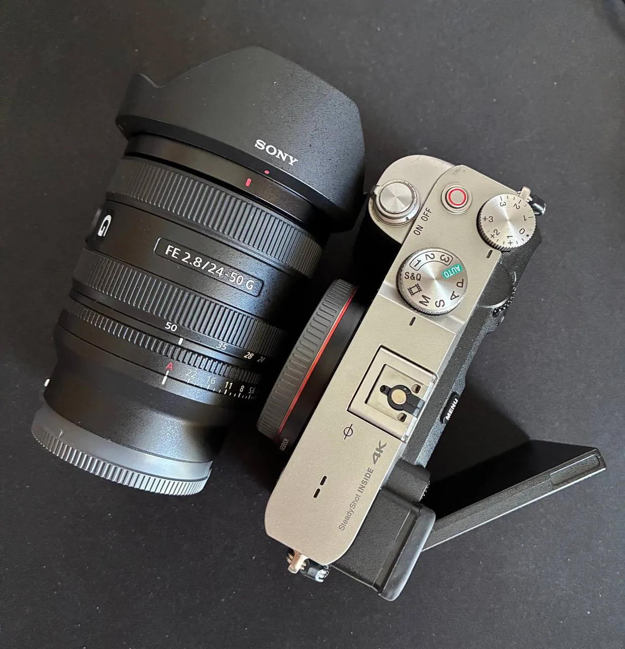 Фотокамера Sony A7C с объективом 4