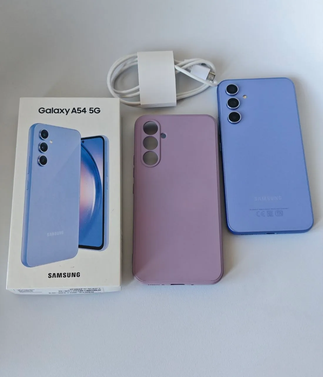 Смартфон Samsung Galaxy A54 256 ГБ, полный комплект 2