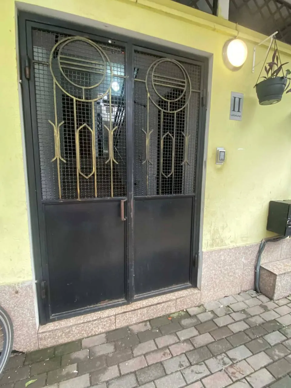 Квартира 1+1 в центре Батуми 2