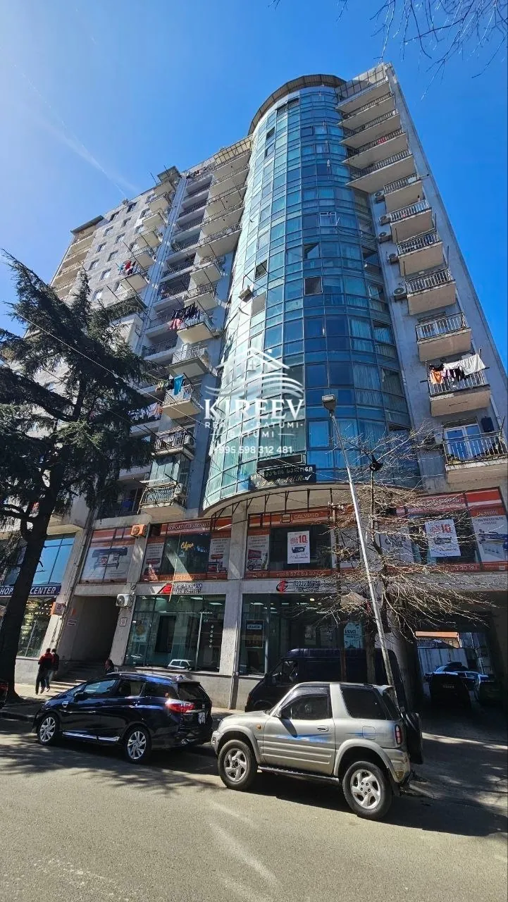 Квартира 65 м² с парковкой на Тавдадебули 7