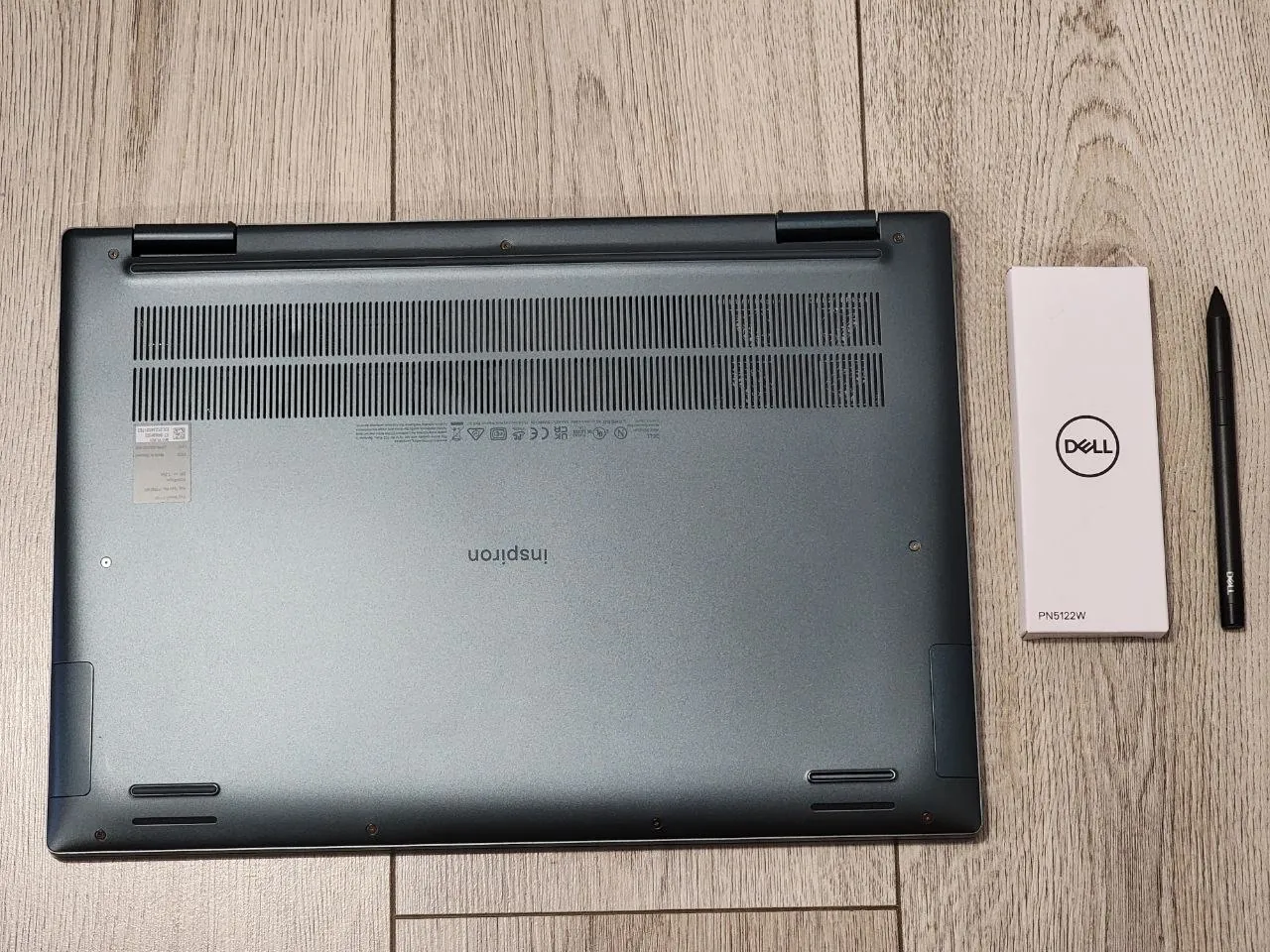 Ноутбук Dell Inspiron 7620 и сумка 4