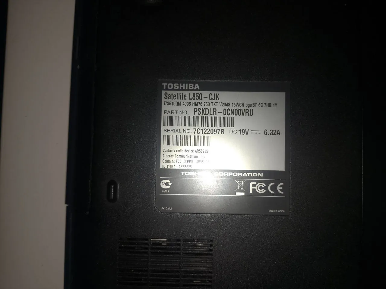 Ноутбук на запчасти, оперативная память 8GB DDR3 1
