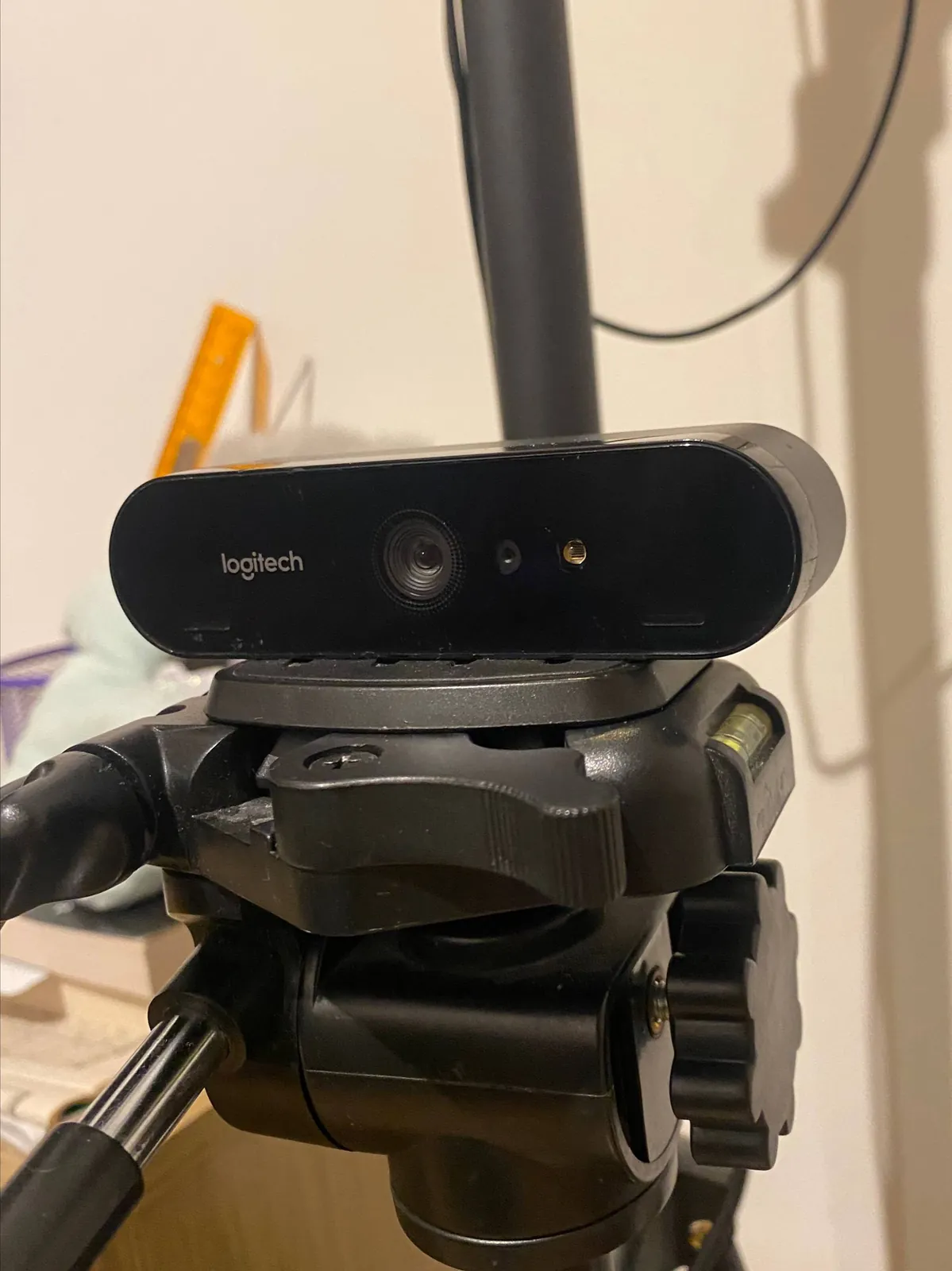 Веб-камера Logitech Brio 4K для компьютера 1