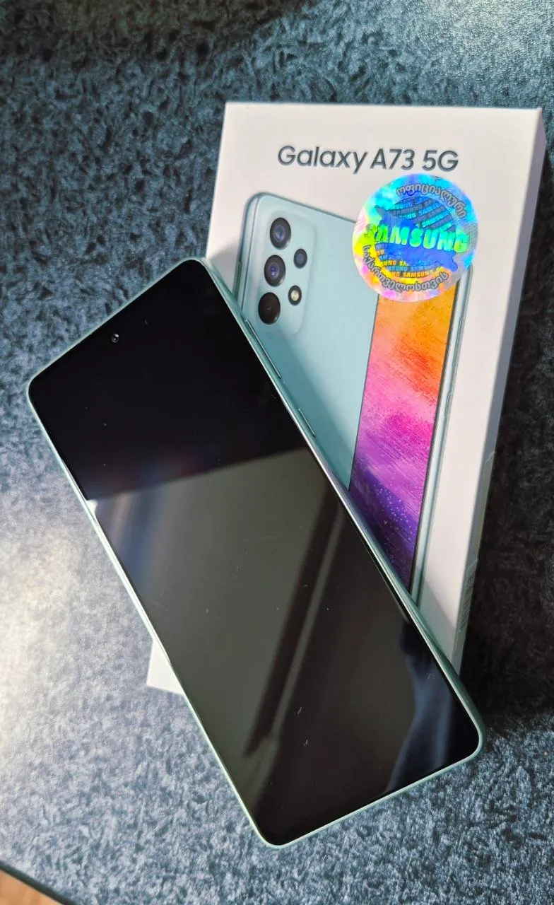 Samsung Galaxy A73 5G и наушники Buds 3 Fe 1