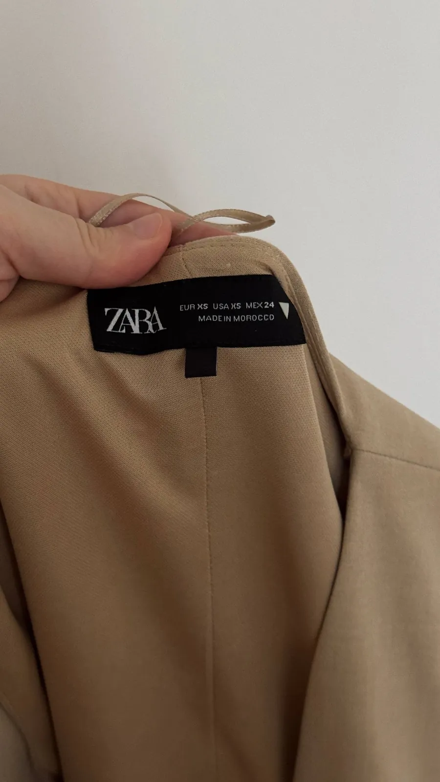 Женский костюм Zara: платье, жилет, юбка 3