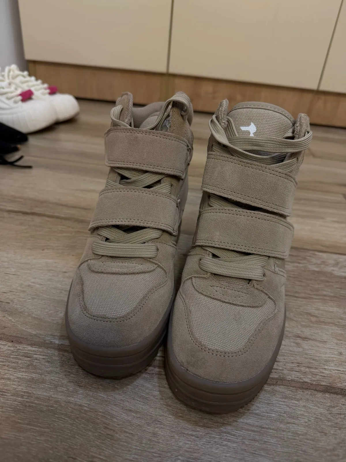 Высокие кроссовки Bershka, размер 37 1