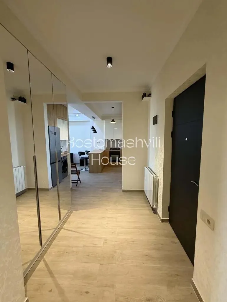 Квартира 82 м² с 3 комнатами в Исани 4