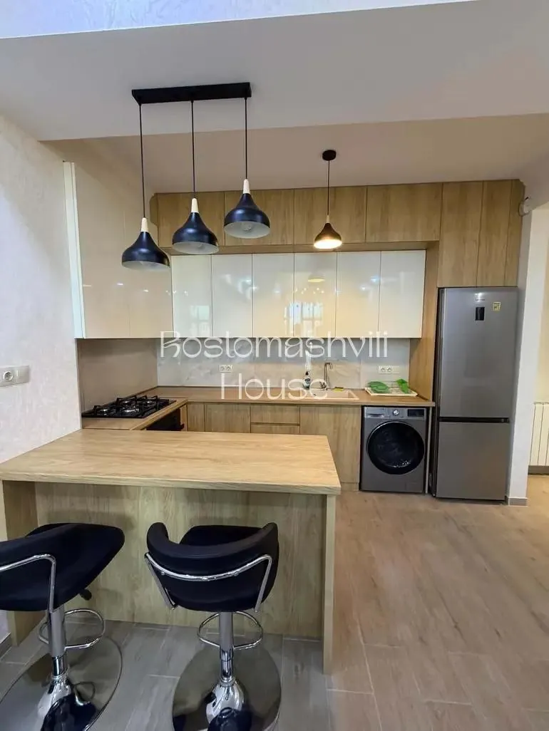 Квартира 82 м² с 3 комнатами в Исани 3