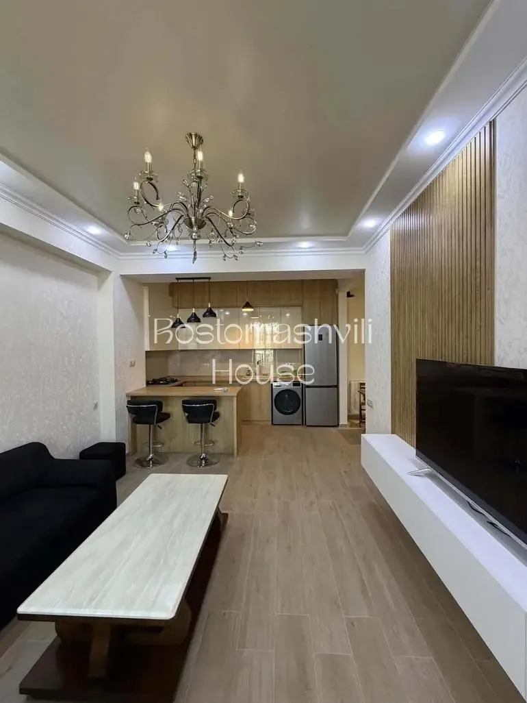 Квартира 82 м² с 3 комнатами в Исани 2