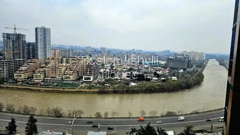 Квартира 50 м² с 2 комнатами в Ортачала 8