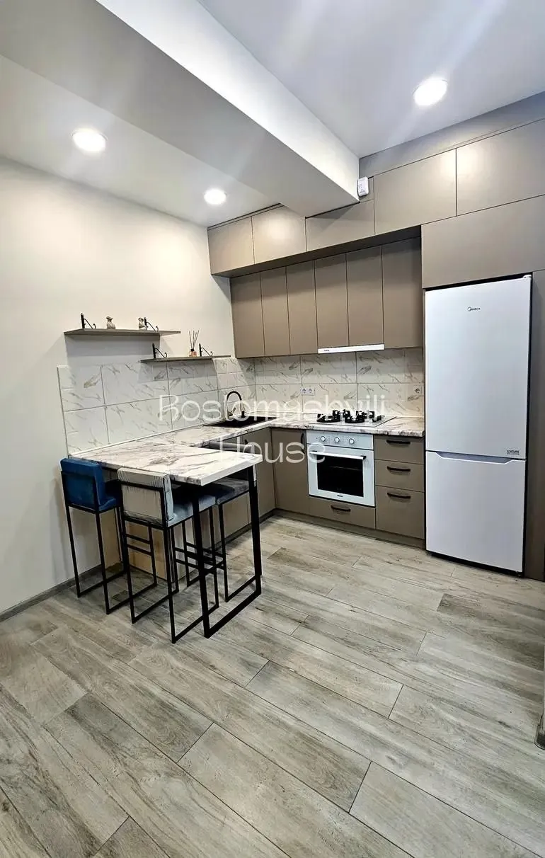 Квартира 50 м² с 2 комнатами в Ортачала 4