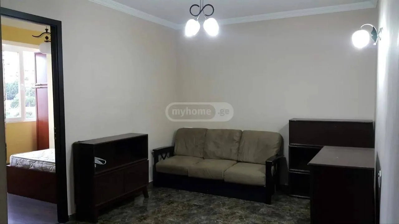 Квартира 45 м² с 2 комнатами в Надзаладеви 6