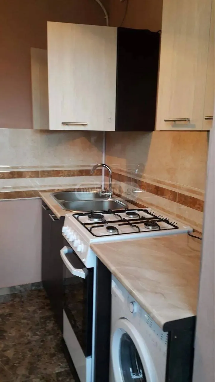 Квартира 45 м² с 2 комнатами в Надзаладеви 4
