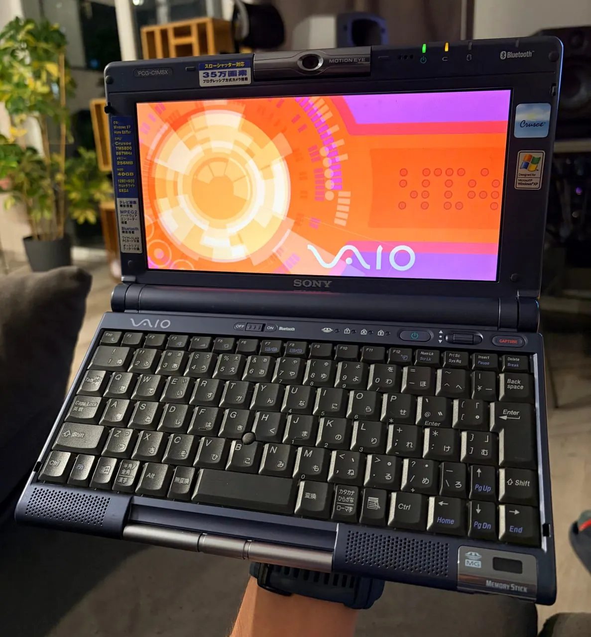 Ретро-ноутбук Sony Vaio Picturebook PCG-C1MSX 2002 1