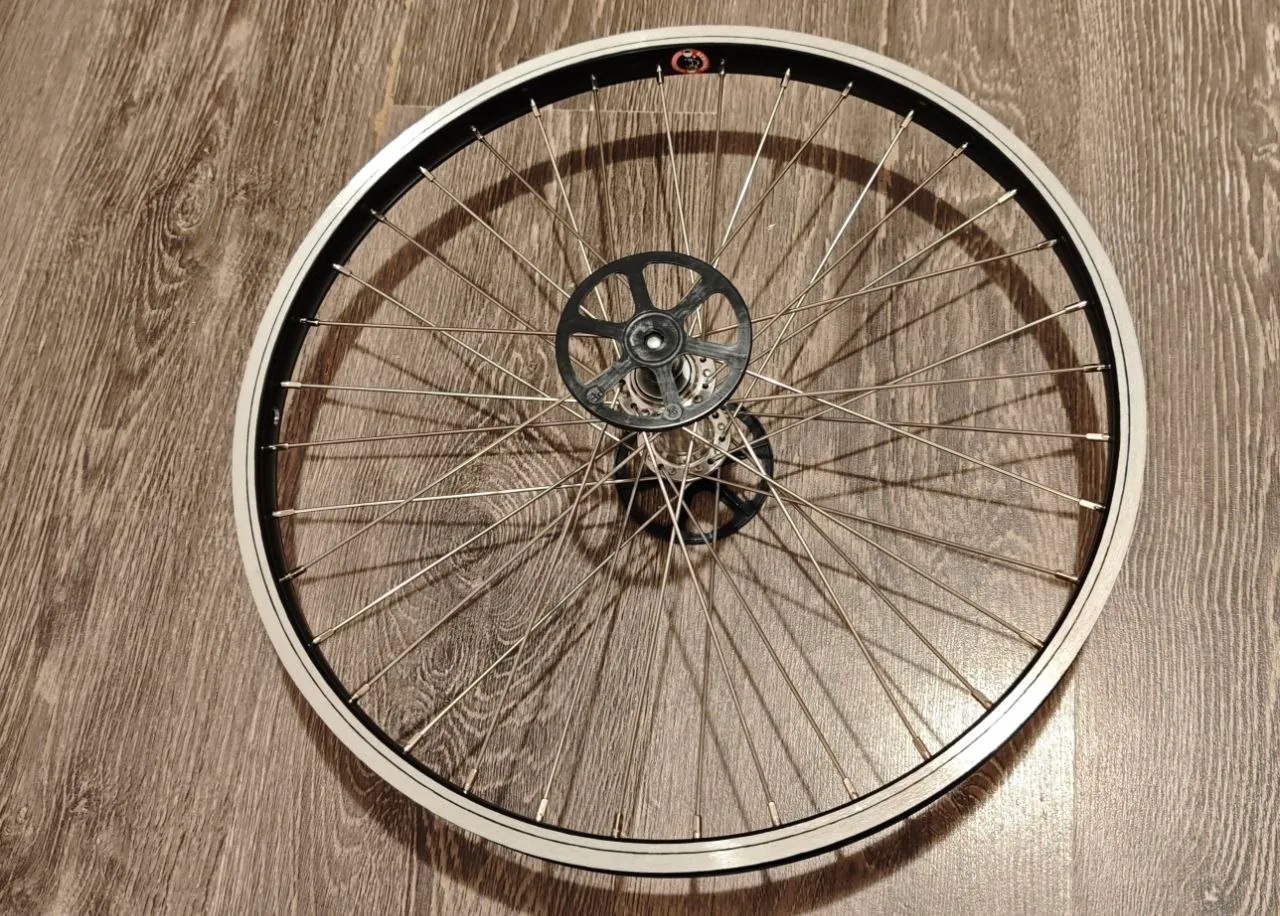Переднее велосипедное колесо Taylor-Wheels 20 дюймов 2