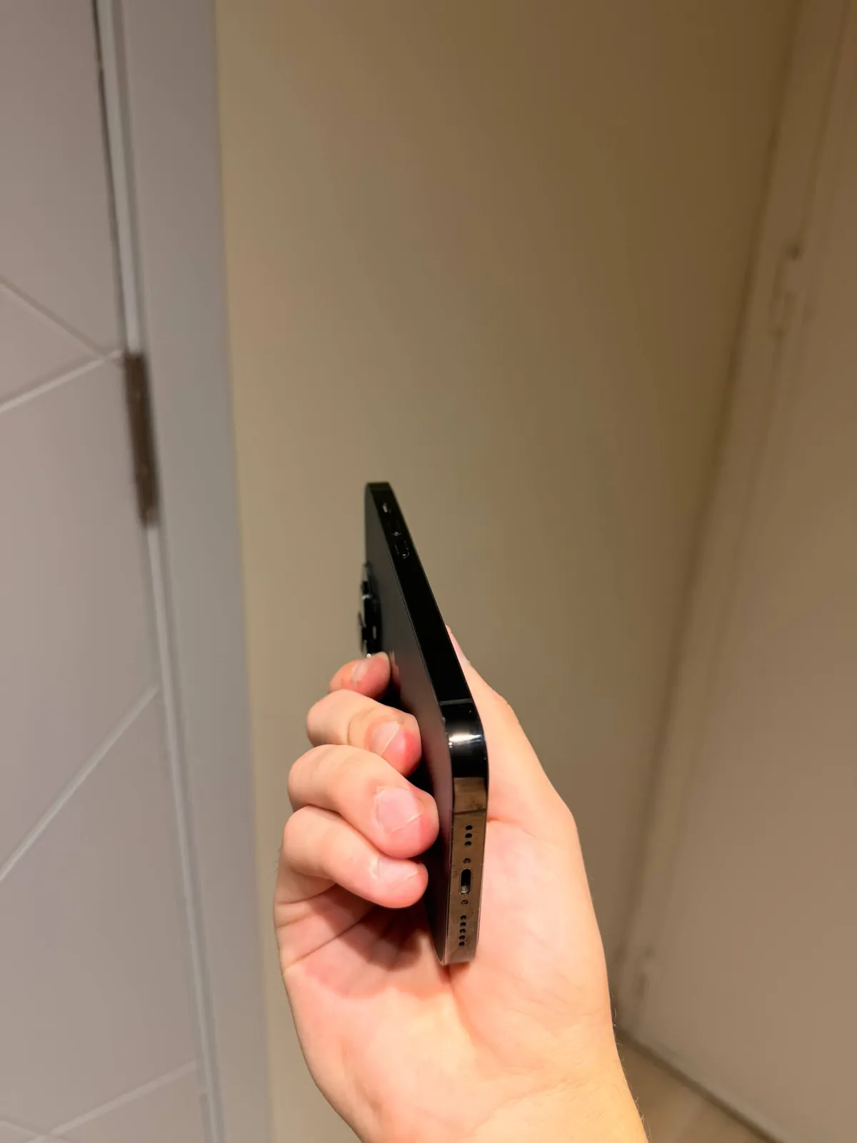 IPhone 14 Pro 256GB в хорошем состоянии 2