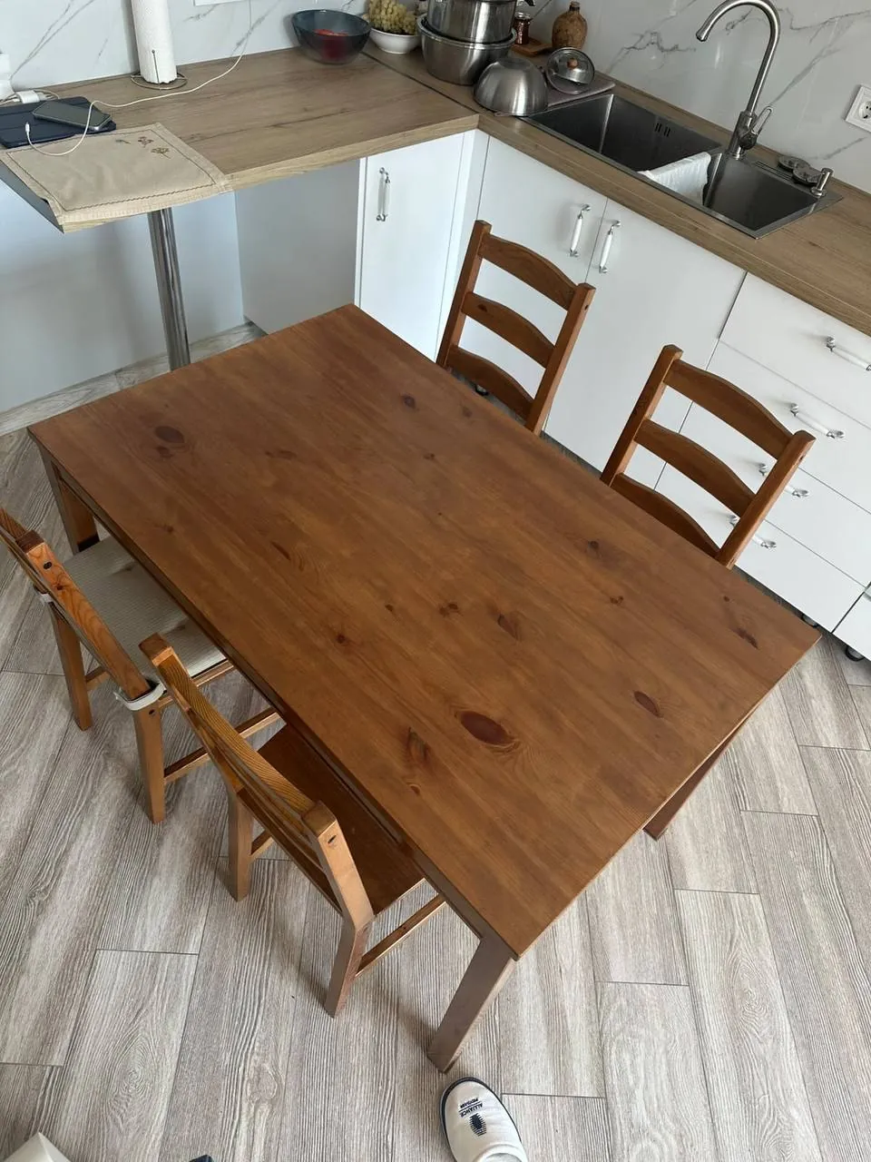 Стол IKEA с стульями 2