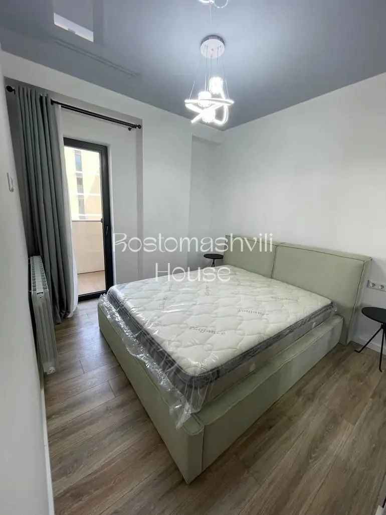 Квартира 113 м² с 4 комнатами в Сабуртало 6