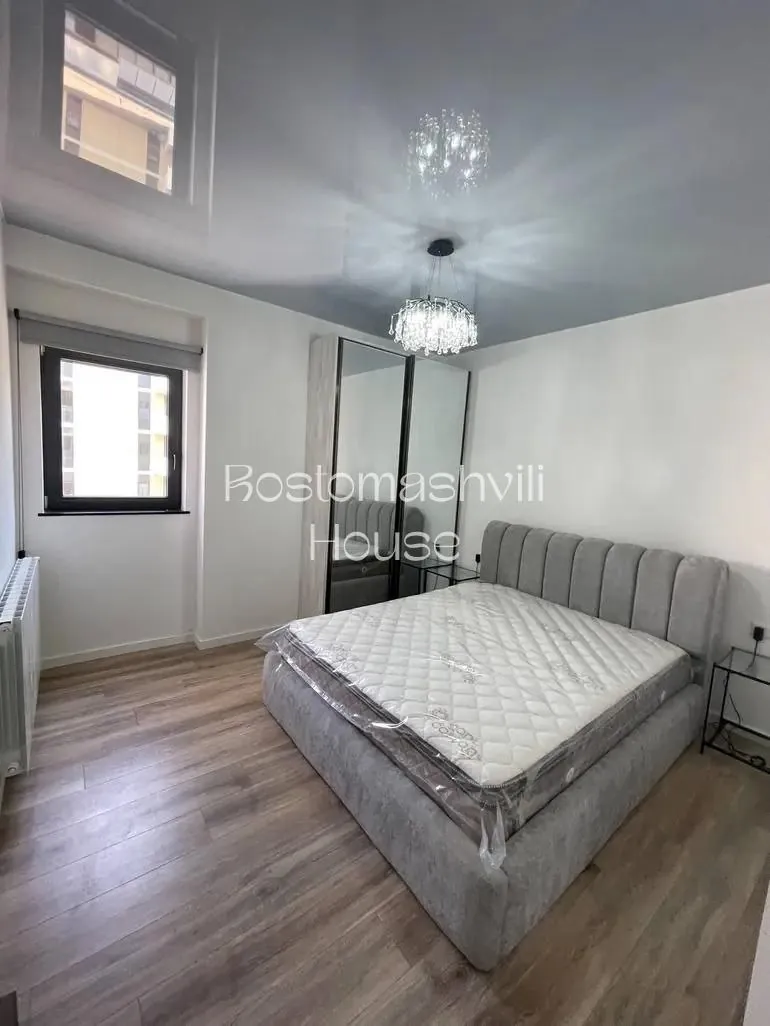 Квартира 113 м² с 4 комнатами в Сабуртало 7