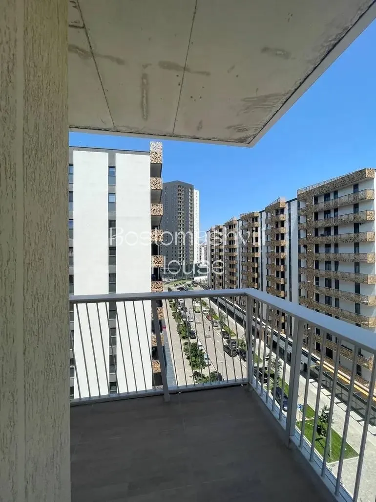 Квартира 113 м² с 4 комнатами в Сабуртало 10