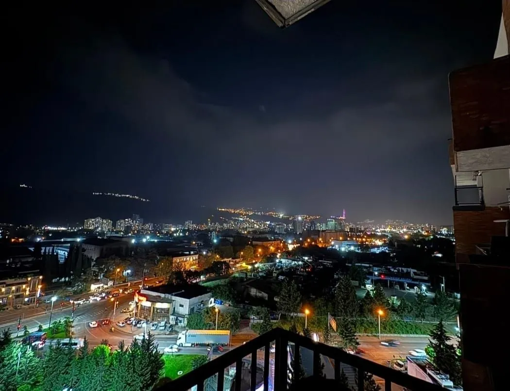 Квартира 85 м² с 3 комнатами в Варкетили 10